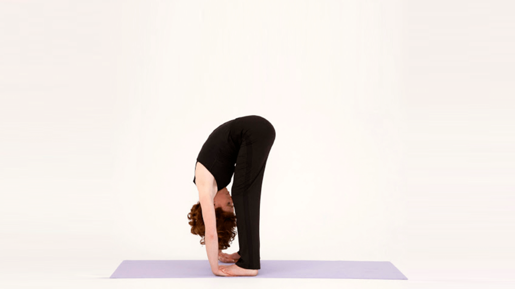 Padahastasana
